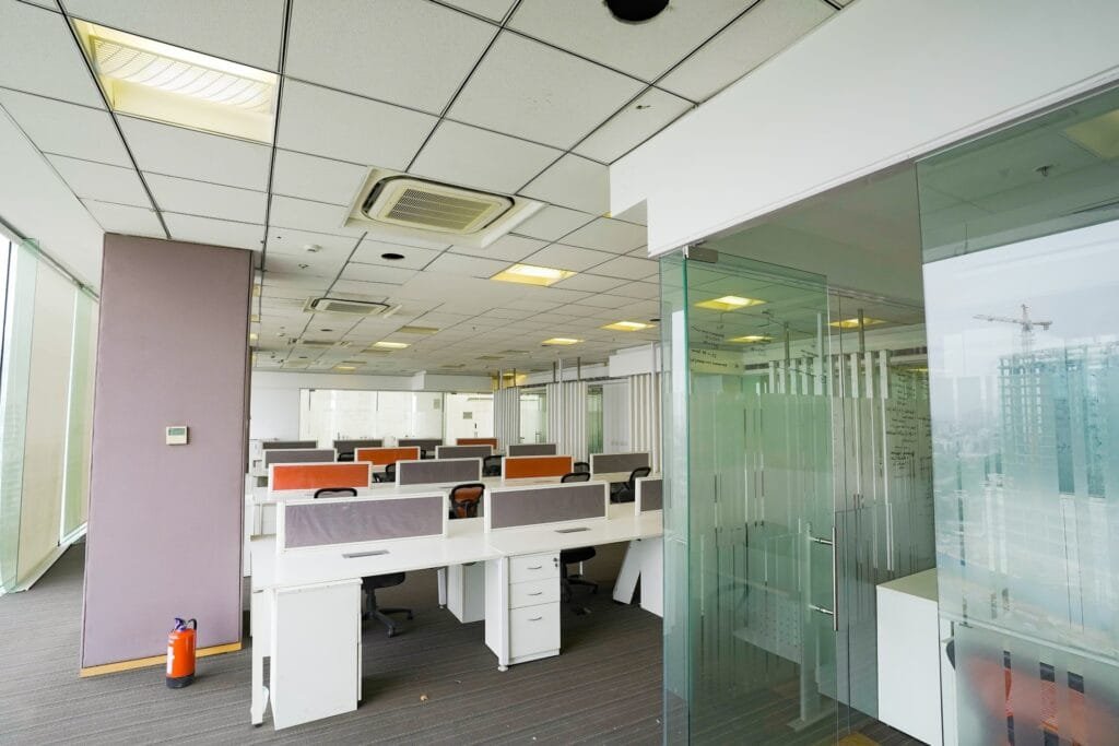 Finding the Best Furnished Office Space for Rent in Gurgaon